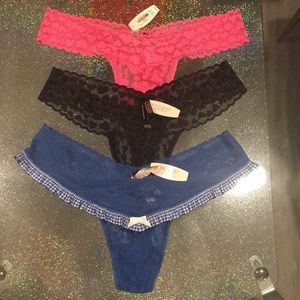 Bundle of 3 Victoria's Secret thongs.  Brand new